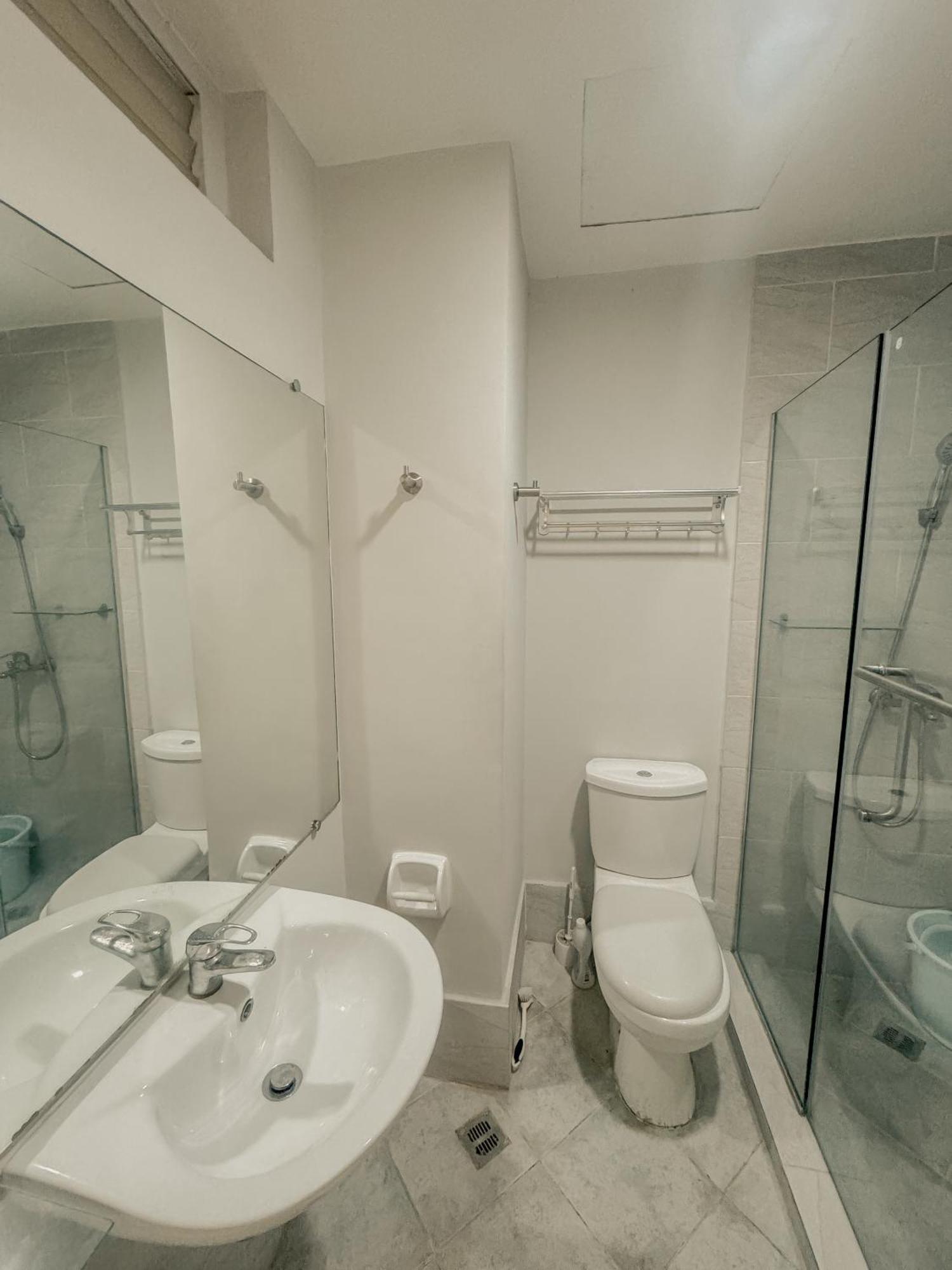 Ania Rooms@Amani Grand Residences Near Airport Мактан Экстерьер фото